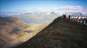 062799 spitzbergenimg007.jpg